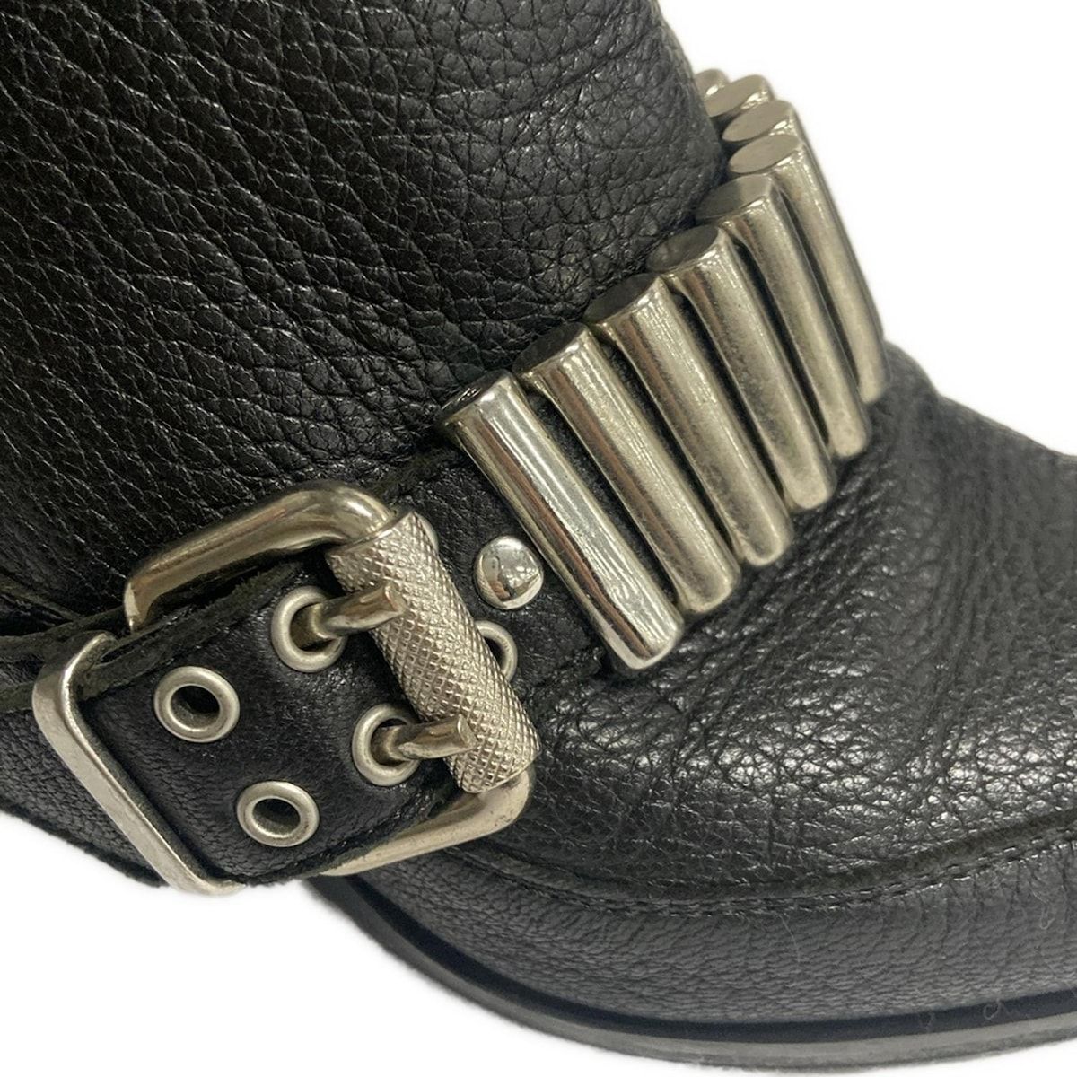 McQUEEN アレキサンダーマックイーン