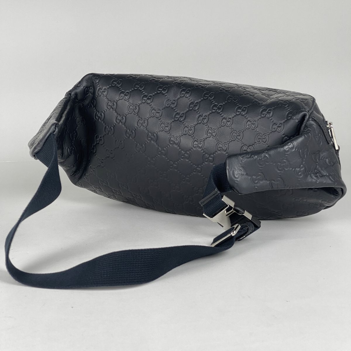 シマレザー ネイビー