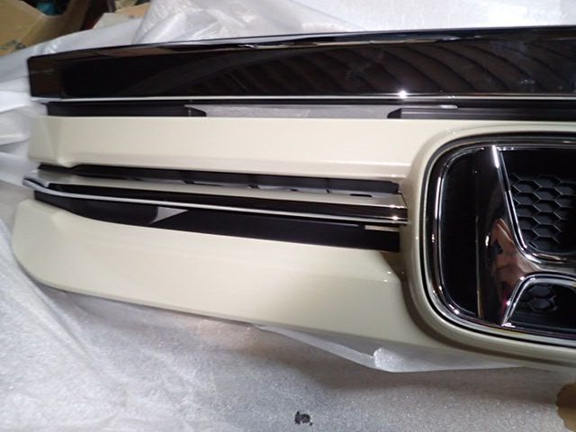 美品 平成27年式N-BOX DBA-JF2純正グリル N－BOX（ホンダ）2