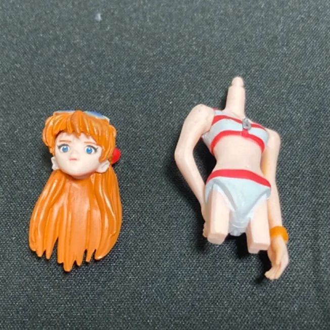 エヴァンゲリオン 限定　キューブリック フィギュア アスカ マグマダイバーＶｅｒ 51TTZLKnpjL._AC_SY200_QL15_.jpg