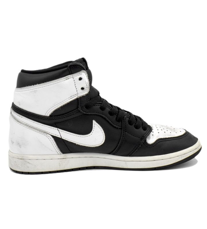 ナイキ NIKE 【 AIR JORDAN 1 RETRO HIGH OG Black White DZ5485