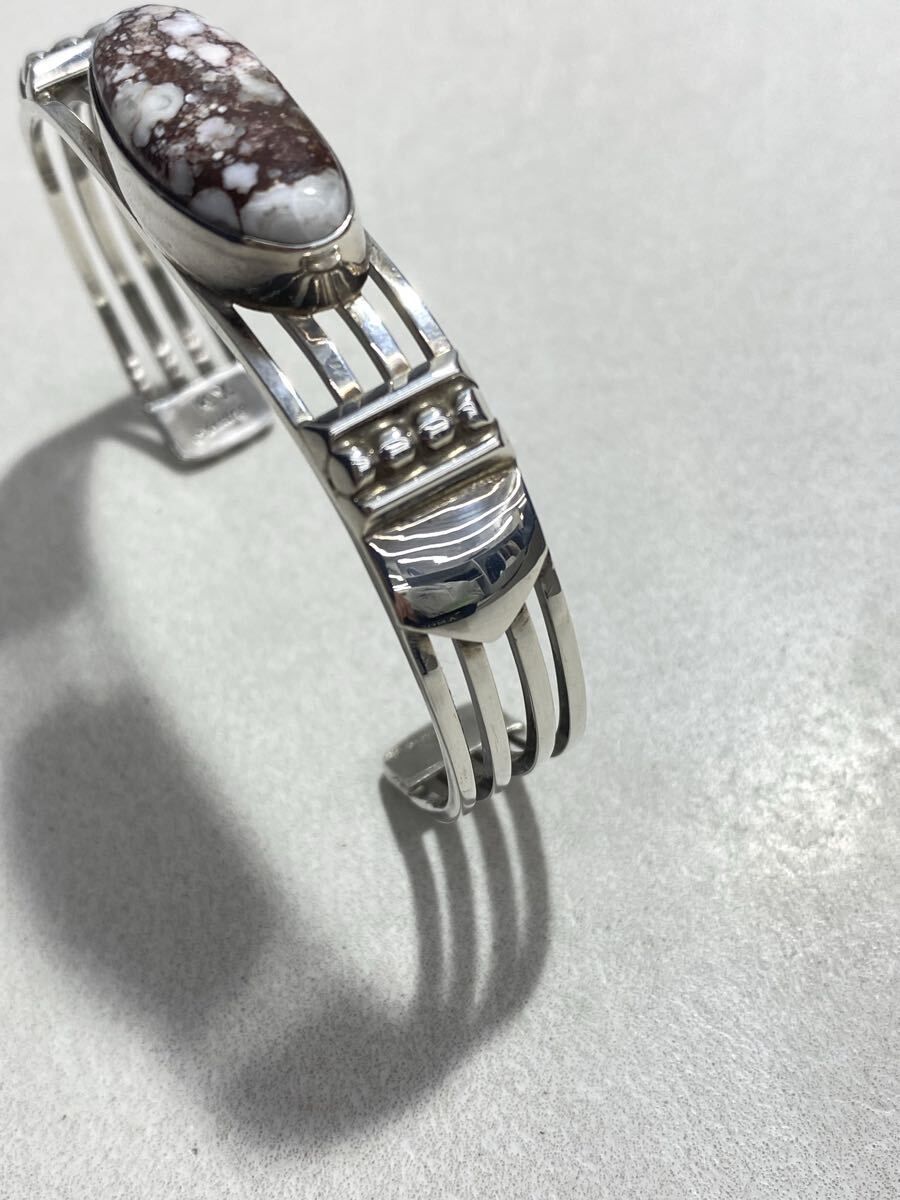 正規 ナバホ族 Kay Yazzie ケイ ヤジー ワイルドホース シルバー バングル ブレスレット インディアンジュエリー 925本物915P♪ KIN-KAAI_COM