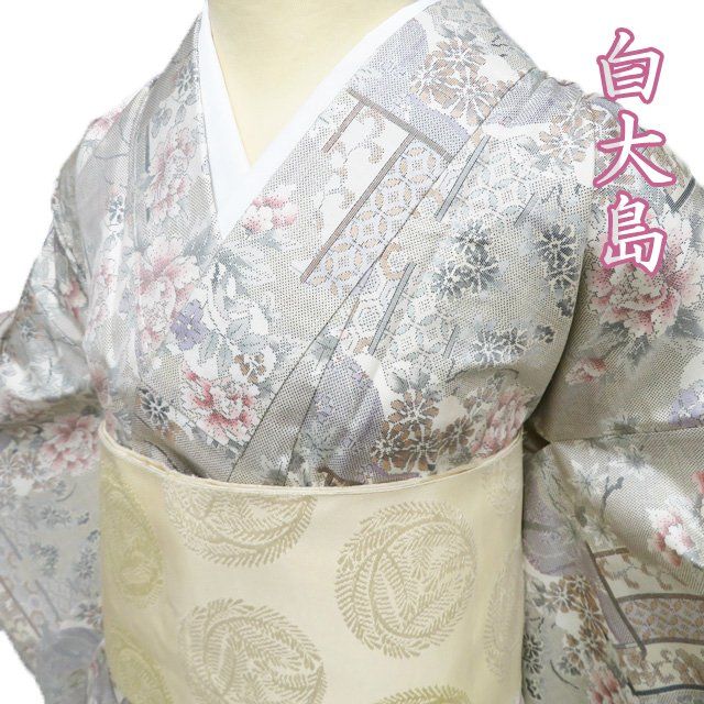大島紬 白大島 着物 中古 正絹 袷 ラベル付き 花模様 灰白色
