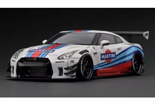 中古】ミニカー 1/18 LB-WORKS Nissan GT-R R35 type 2(ホワイト