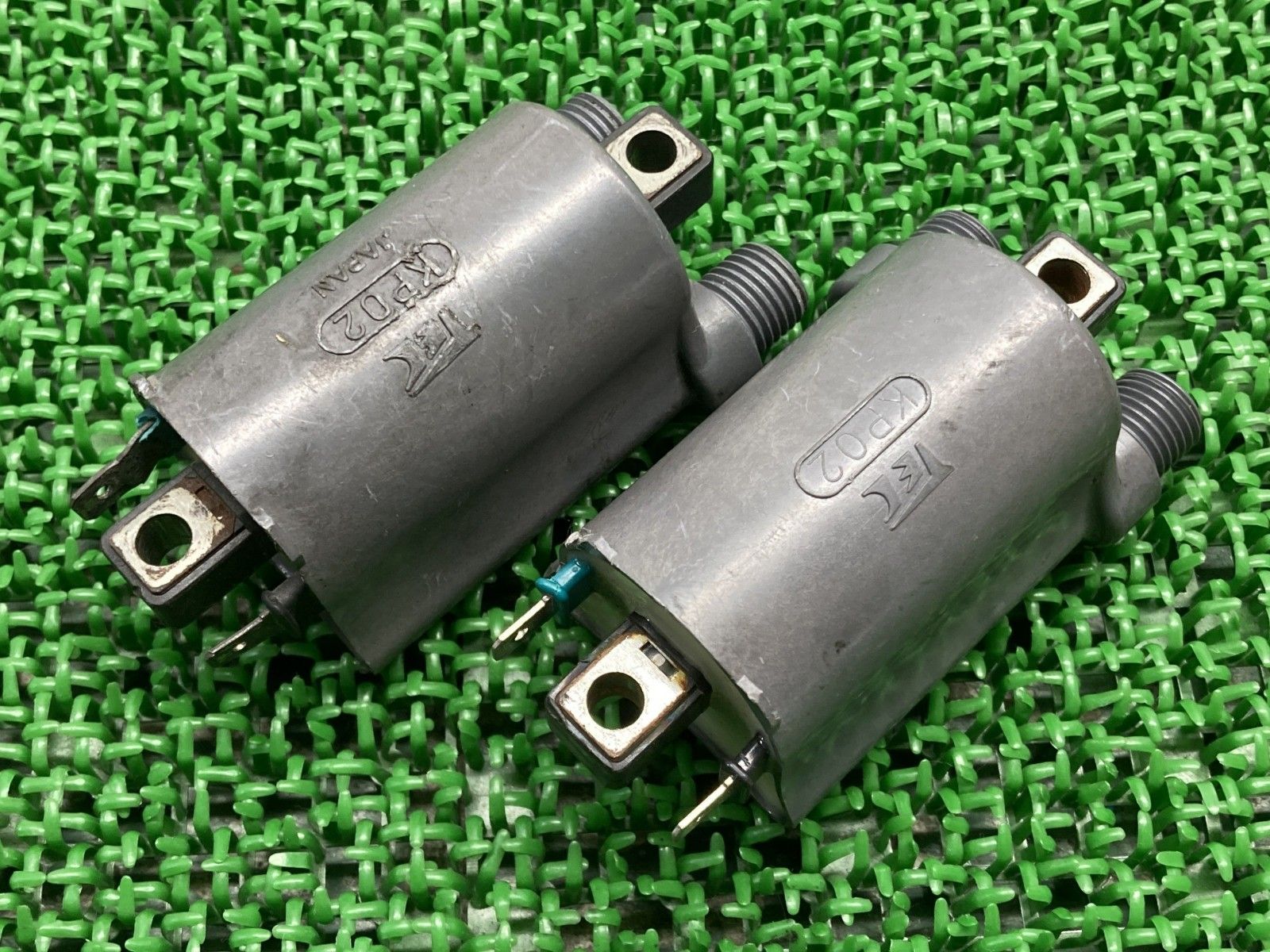 ゼファー400 イグニッションコイル KP02 カワサキ 純正 バイク 部品 ZR400C ZEPHYR カイ ゼファー1100 ZRX1100 bR