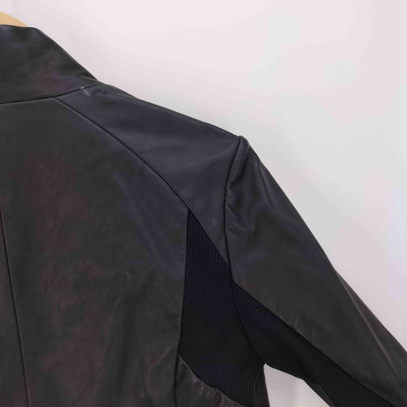 バジュラ bajra ホース レザー クロップド ショート ナポレオン  