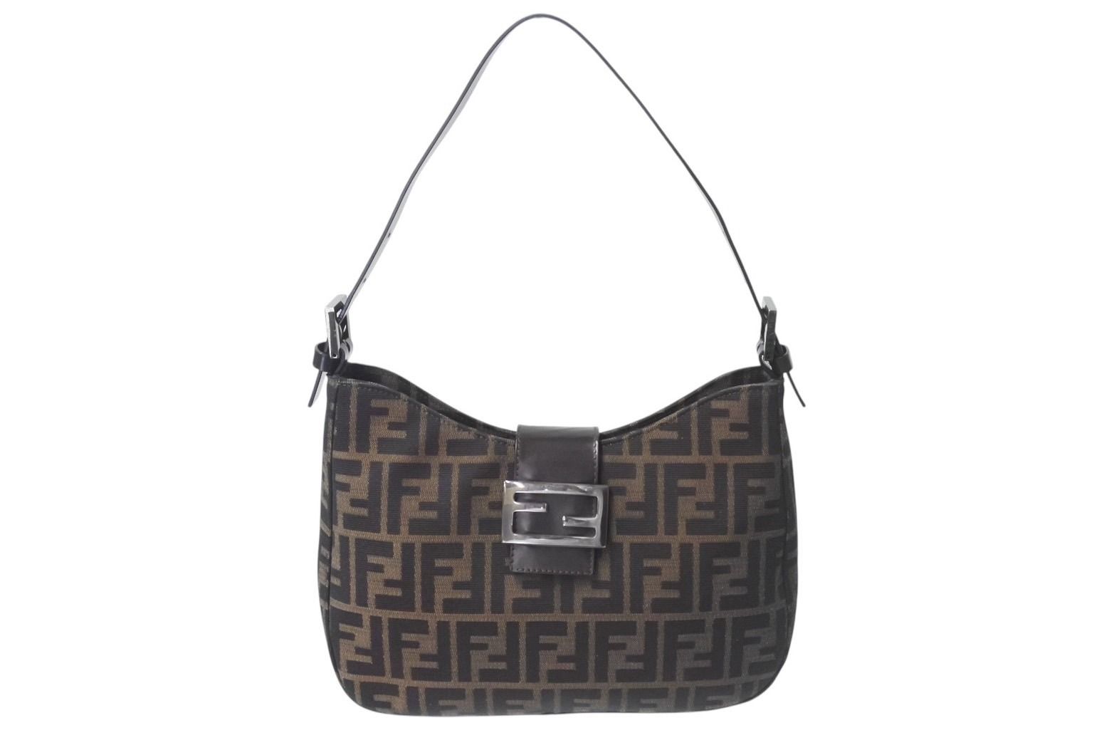 FENDI フェンディ マンマバケット ホーボー ワンショルダー