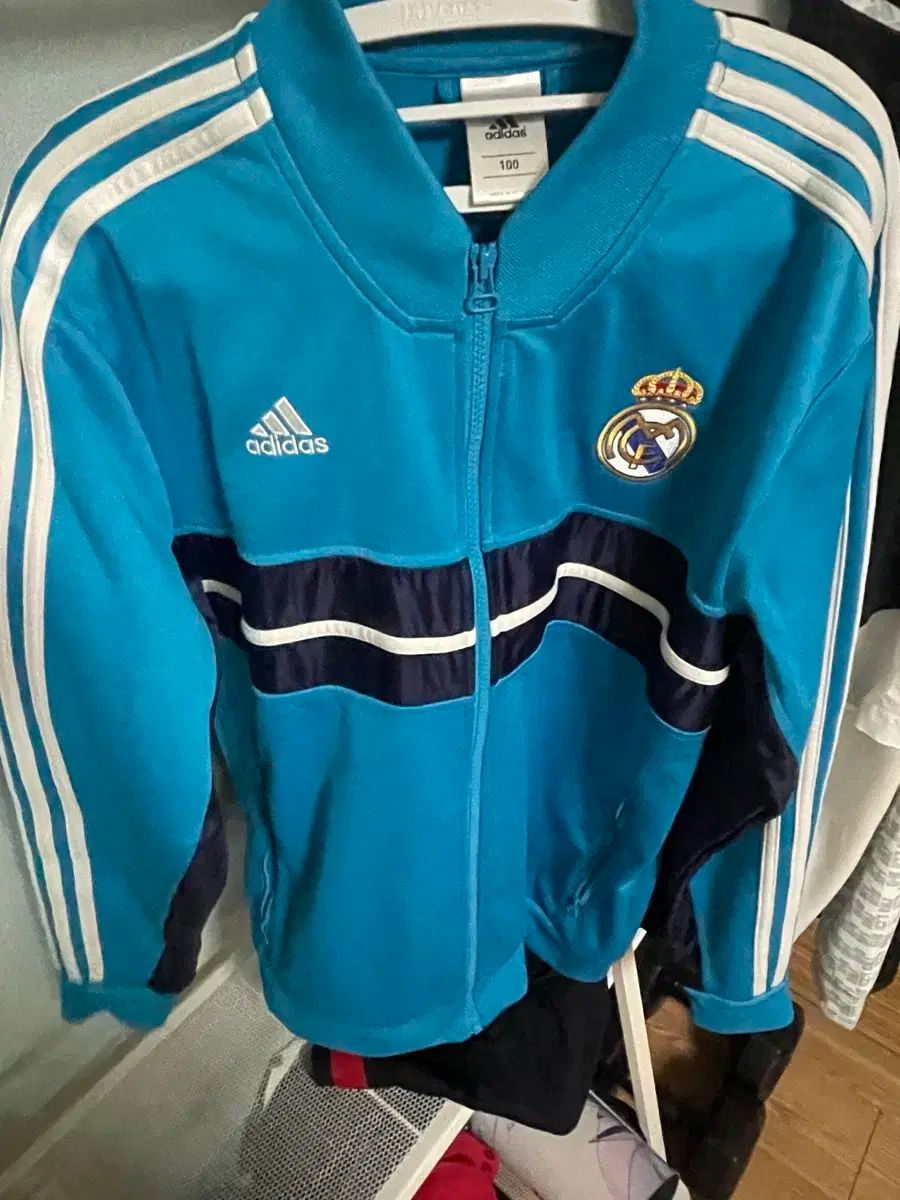 レアルマドリード ジャージ L 新品✨ 25-26 レアルマドリード 背番号8