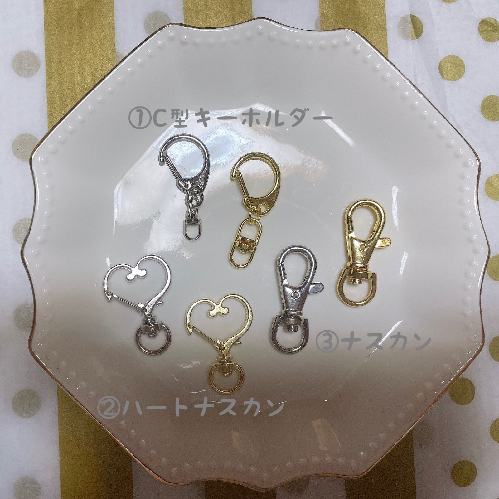 ハンドメイド＊名入れ＊お花ラウンド型のレジンキーホルダー＊イエロー