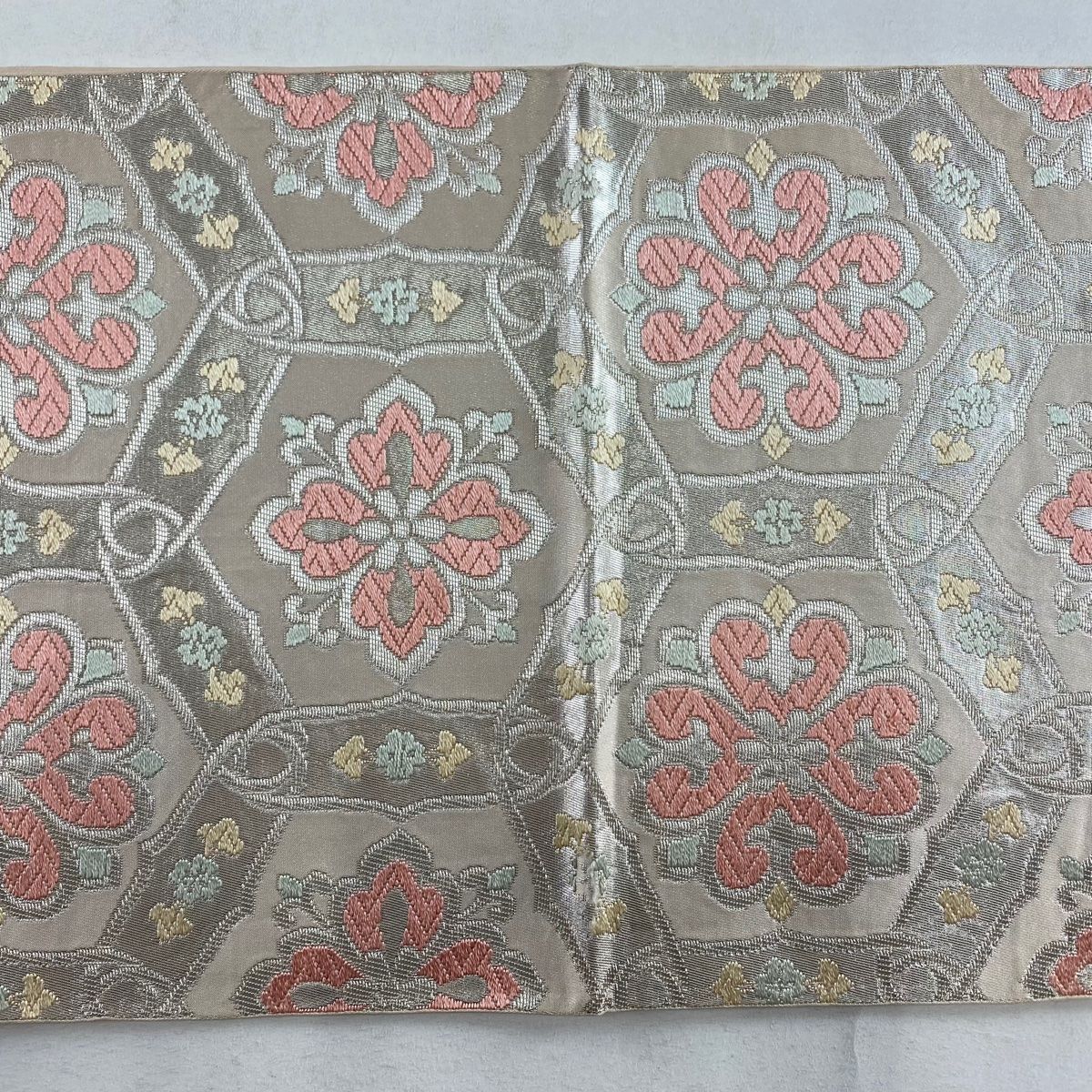 B46 正絹 川島織物 華紋 豪華絢爛 六通袋帯 袋帯 美品 名品 川島織物 落款 華文 ヱ霞 金銀糸 箔 ベージュ 六