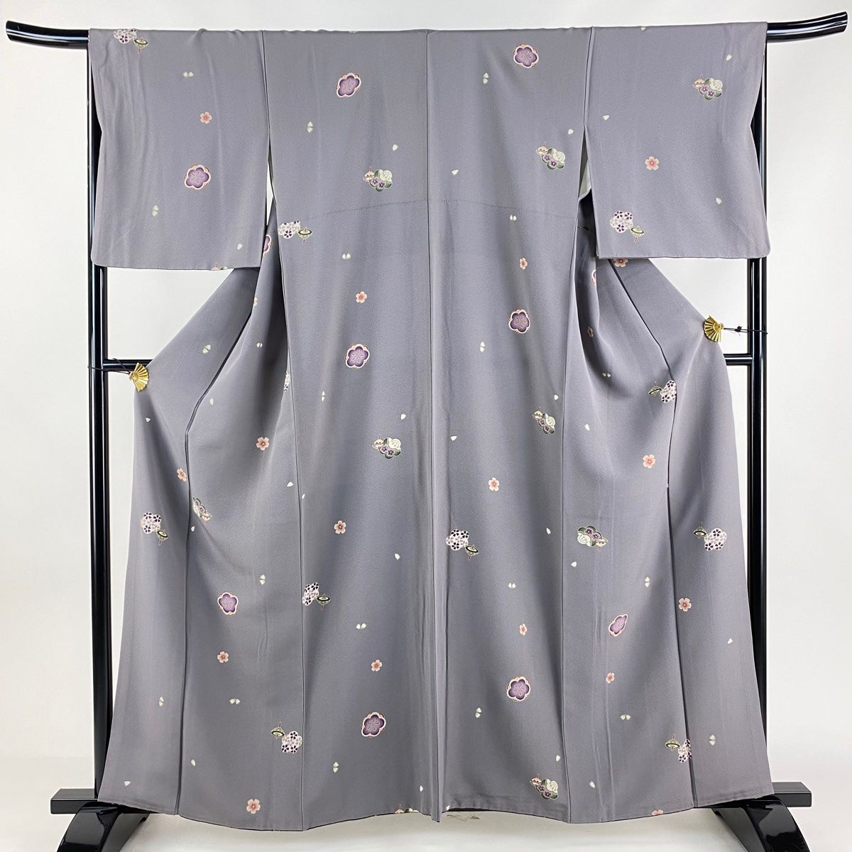 小紋 身丈159cm 裄丈67.5cm L 袷 梅 独楽 金彩 灰紫 正絹 秀品