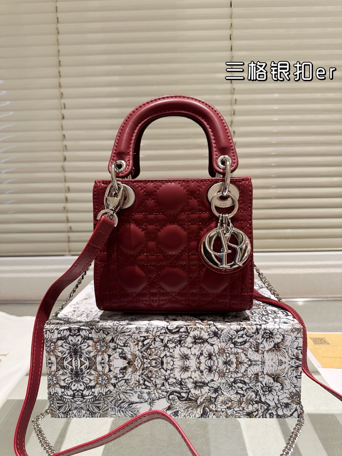 【Dior】LADY DIOR BAG レディ ディオール ラムスキン バッグ DIOR | Lady Dior バッグ スモール ラムスキン
