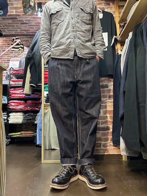 イタリア発 VALARSA ヴァラールサ SPITZ RAW DENIM S 希望小売価格