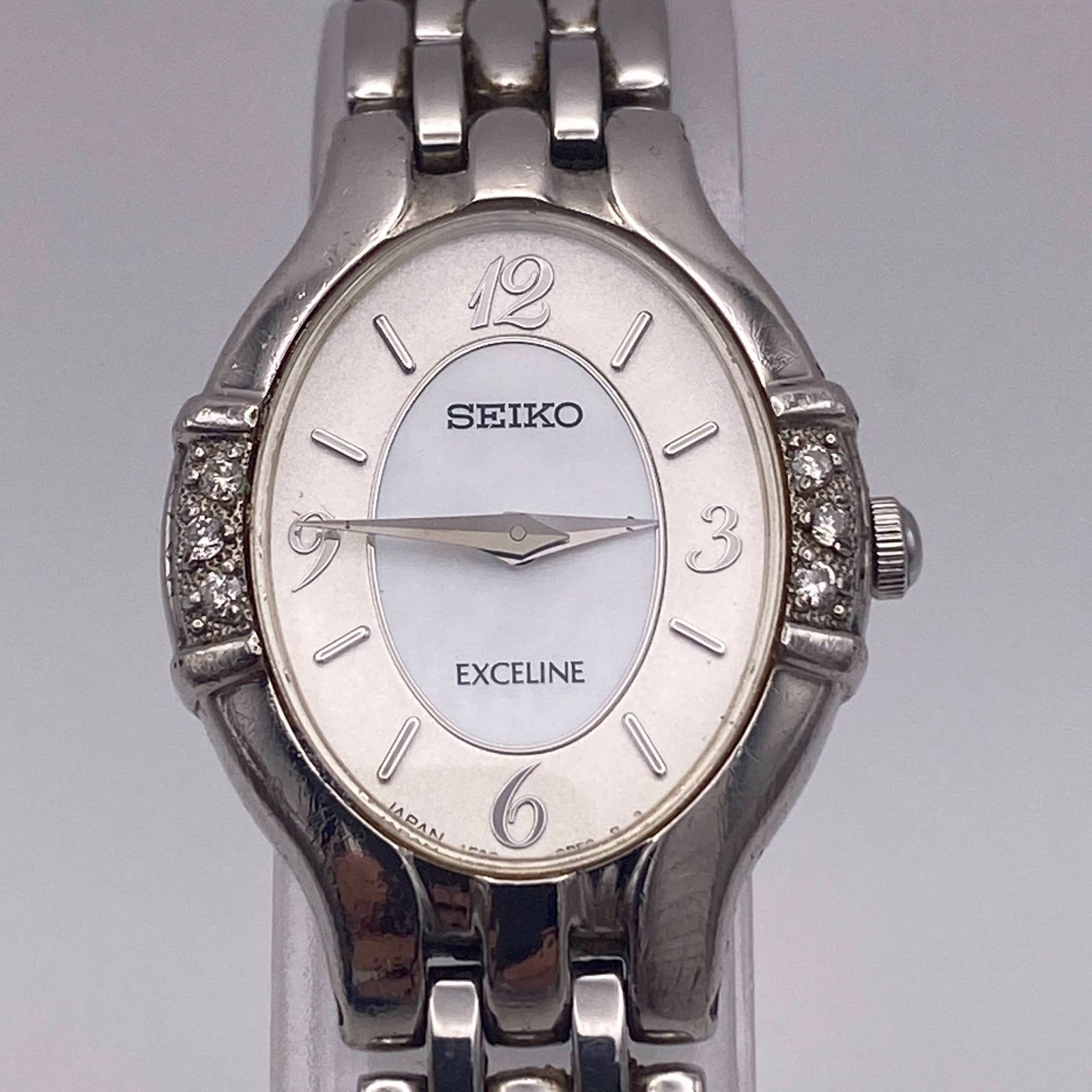 6Pダイヤモンド 白蝶貝シェル文字盤 セイコー SEIKO クオーツ エクセリーヌ EXCELINE 1F20-0AW0 SWDB057 稼働品  アナログ腕時計 W038 - メルカリ