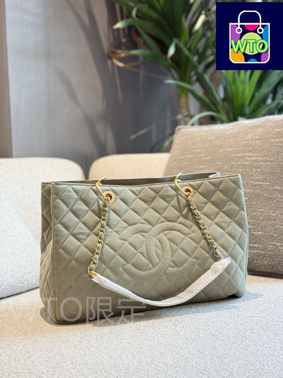 完売必至の上品トート♥【CHANEL】25B ショッピングバッグ ショッピングバッグ & ボーリングバッグ | CHANEL