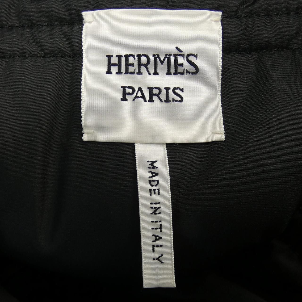 HERMES ダウンジャケット