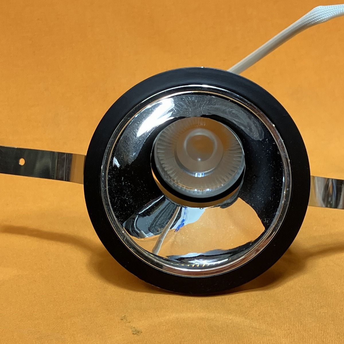 φ100 電球色