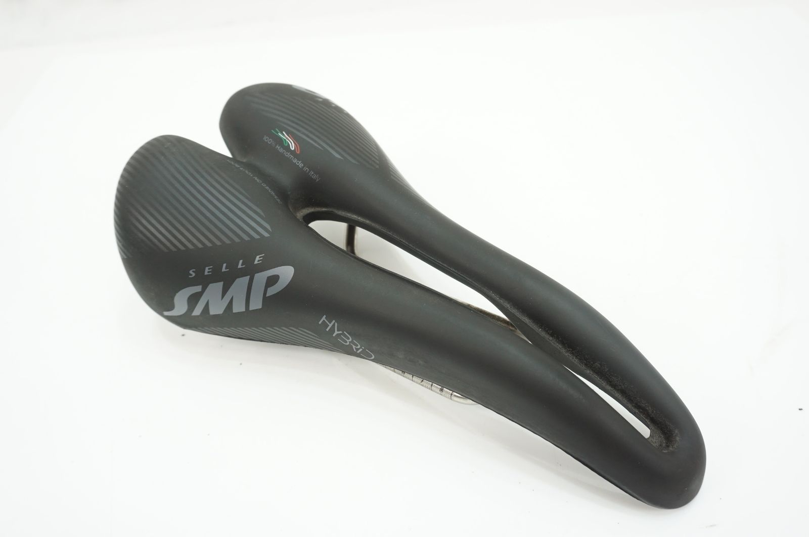SELLE SMP 「セラエスエムピー」 HYBRID サドル / バイチャリ大宮店