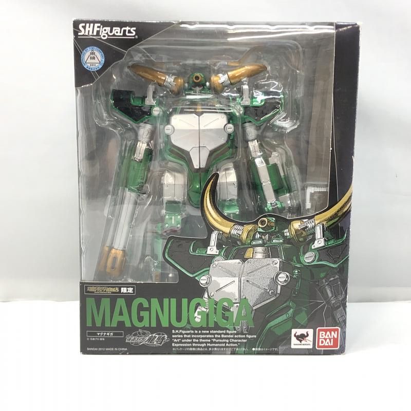 【開封美品】S.H.フィギュアーツ マグナギガ Amazon.co.jp: S.H.フィギュアーツ 仮面ライダー龍騎 マグナギガ