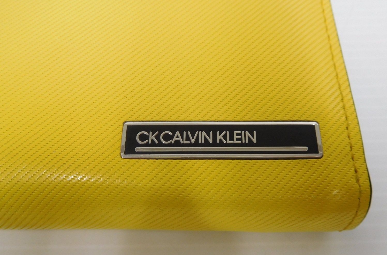 CK CALVIN KLEIN カルバンクライン 長財布 レザー 817637 イエロー 