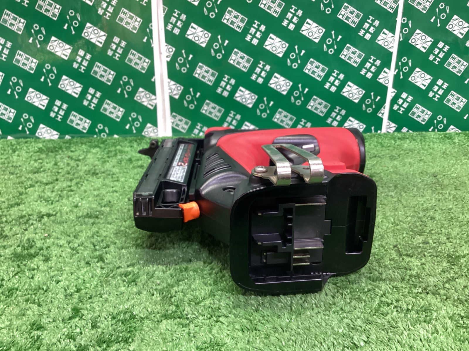 MAX(マックス) 35mm 14.4v 充電式ピンネイラ (本体のみ) TJ MAX(マックス) 35mm 14.4v 充電式ピンネイラ (本体のみ) TJ