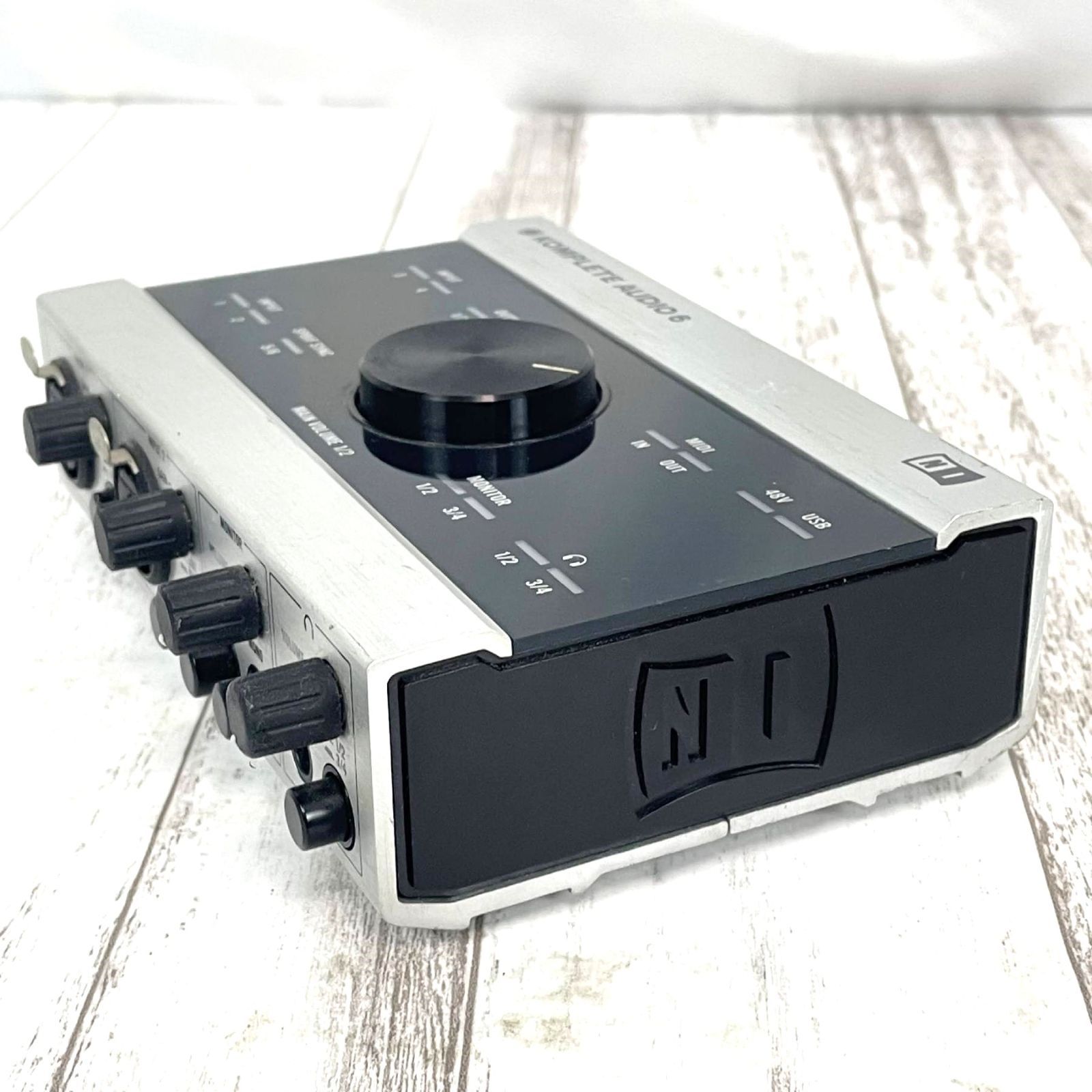 Instruments KOMPLETE