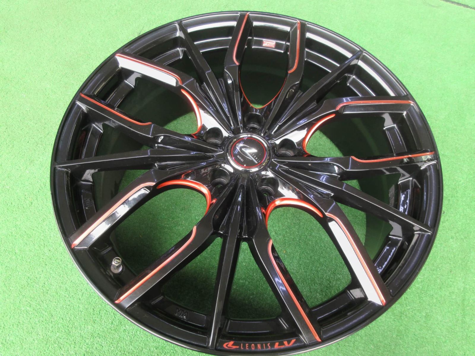 ウェッズ レオニスLV ブラック/SCマシニング レッド 8J-19 ウェッズ レオニスLV ブラック/SCマシニング レッド 8J-19