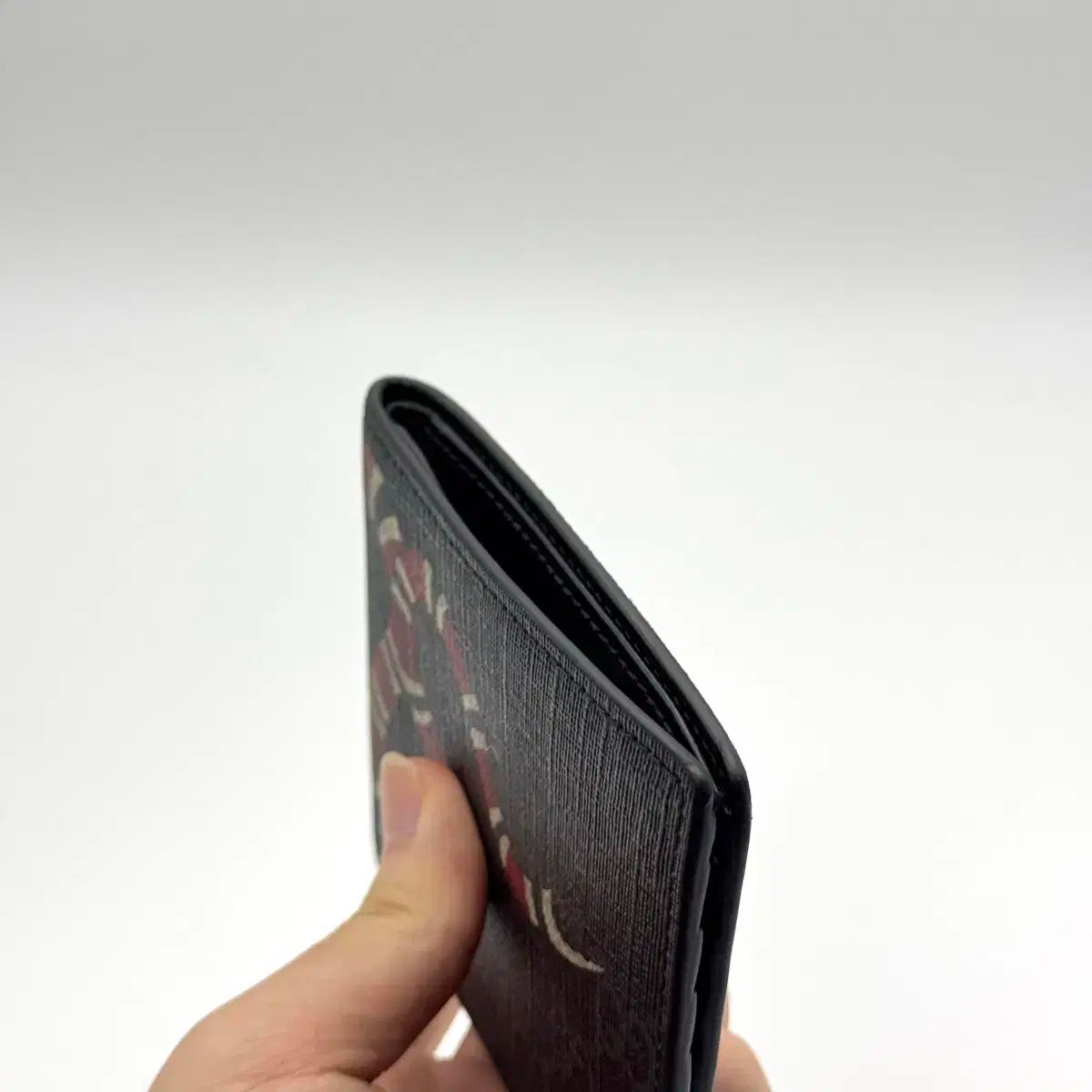 GUCCI グッチ