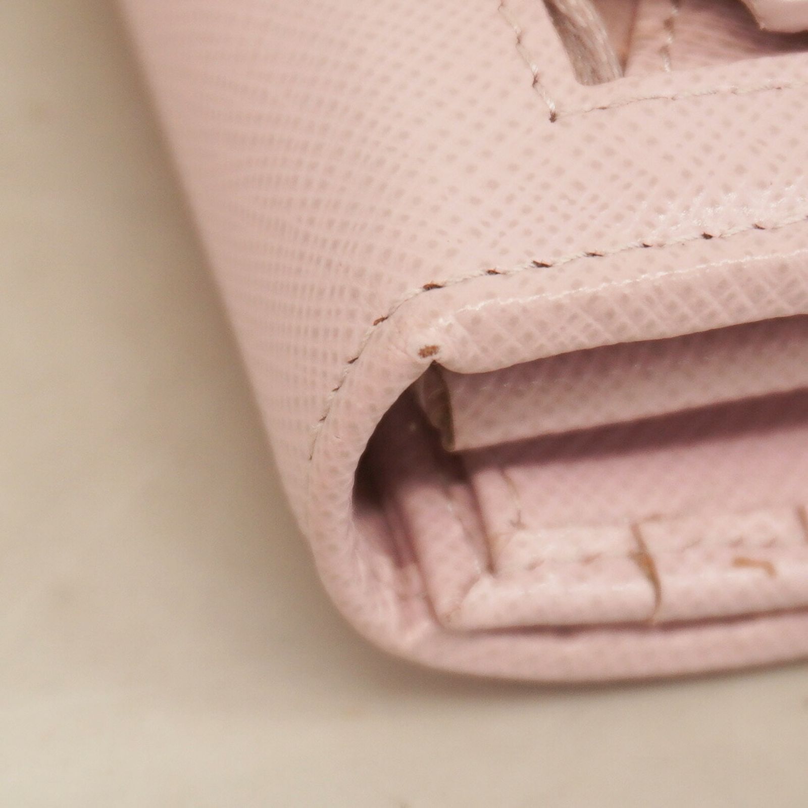プラダ(Prada) プラダ 長財布 サフィアーノ レザー ピンク