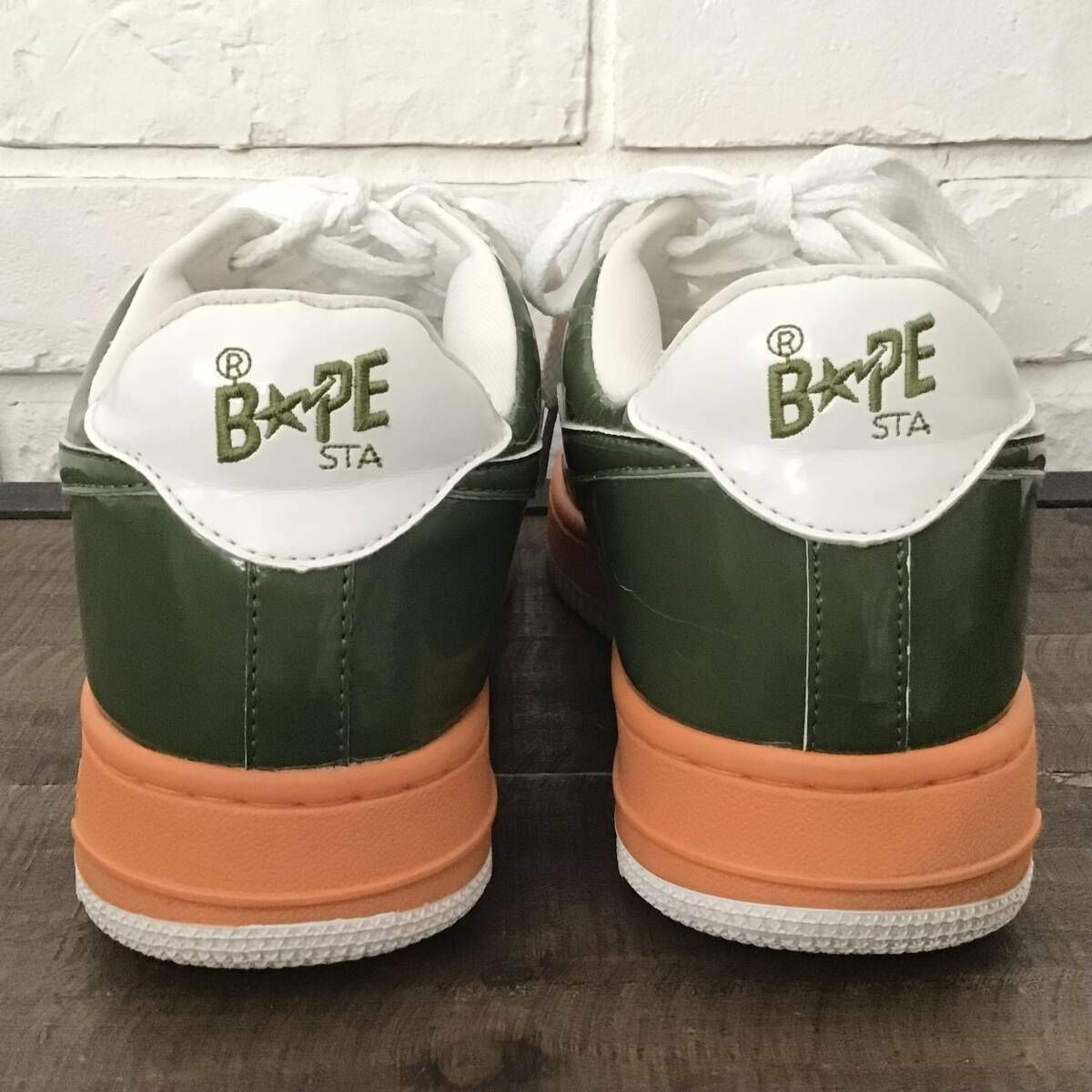 KAWS CHOMPERS BAPE STA エナメル スニーカー カウズ KAWS CHOMPERS BAPE STA エナメル スニーカー 27.5cm Green Orange a
