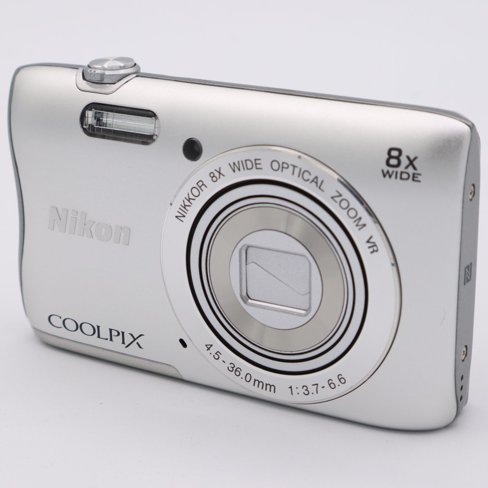 Nikon デジタルカメラ COOLPIX S3700 シルバー 光学8倍ズーム Nikon デジタルカメラ COOLPIX S3700 シルバー 光学8倍ズーム