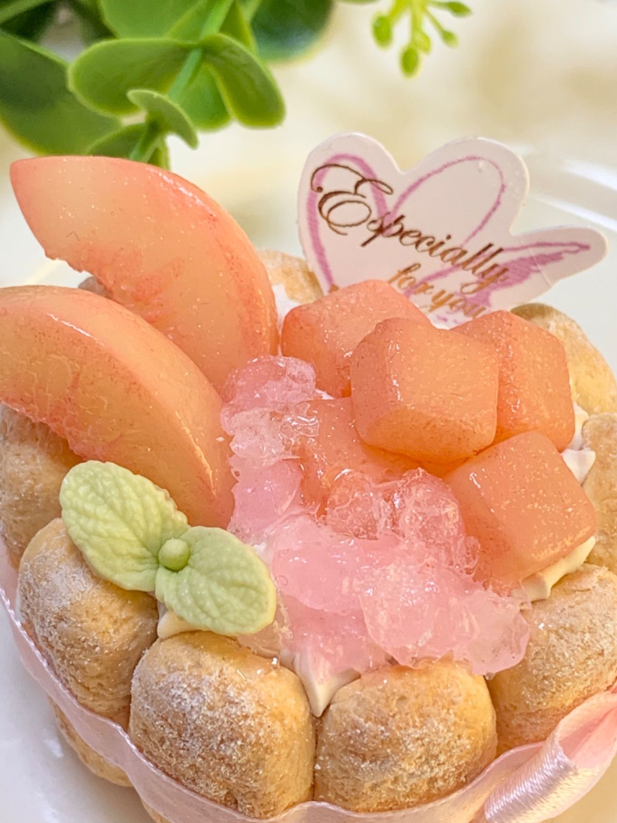 桃のシャルロットケーキ - メルカリ