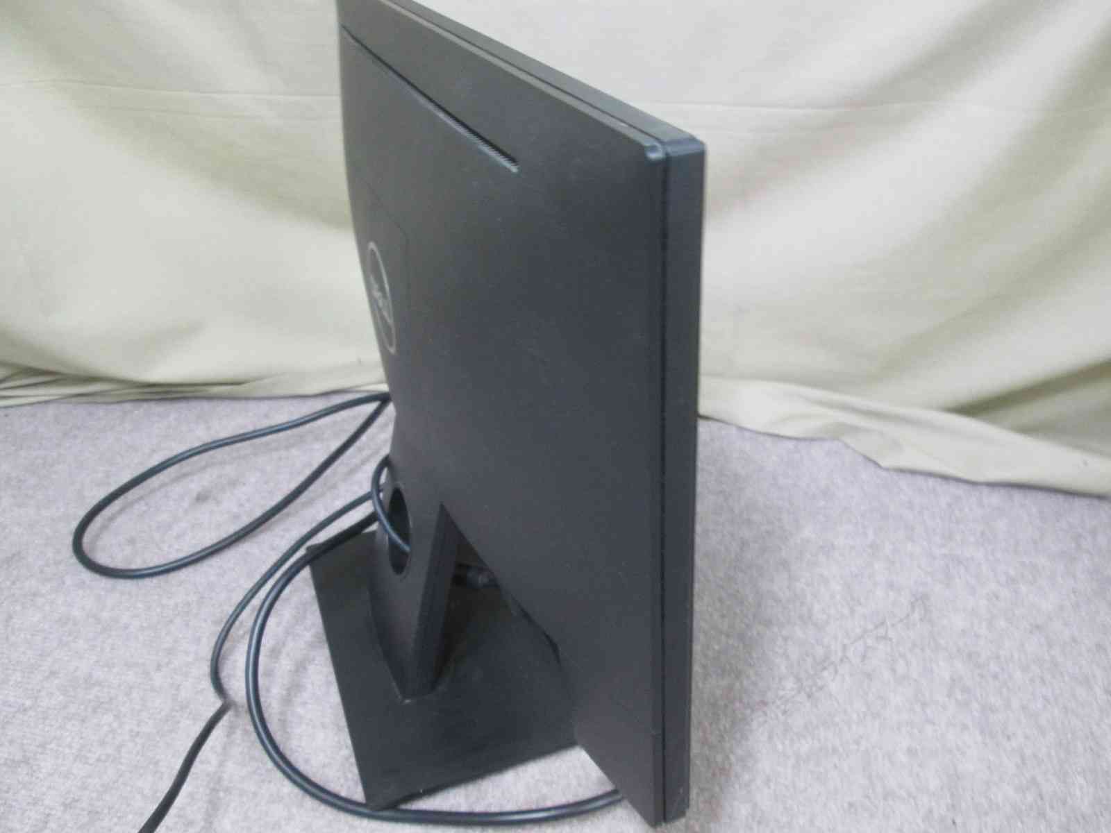 Vissles 15.8インチ ポータブルモニター 1920x1080 IPS Vissles 15.8インチ ポータブルモニター 1920x1080 IPS