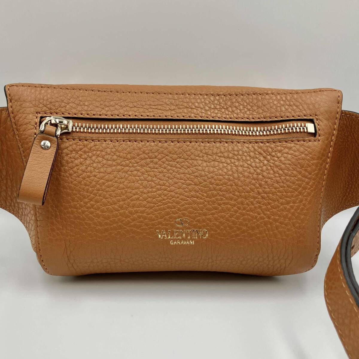 美品】VALENTINO GARAVANI ヴァレンティノガラヴァーニ ロック