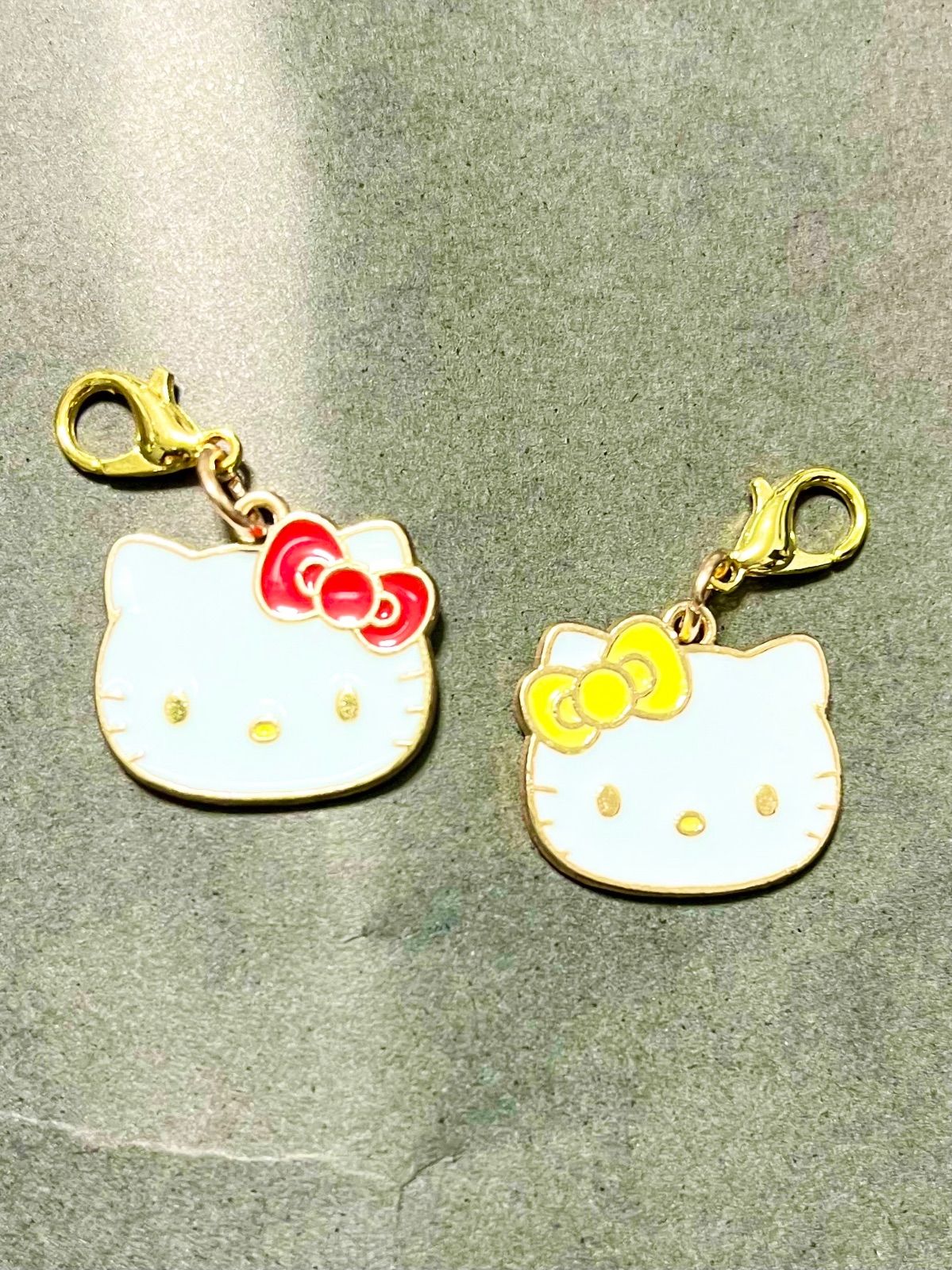 キティ　ミニチャーム　セット ハローキティ アクリルミニチャーム コンプリートセット - メルカリ