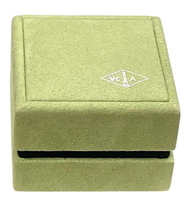 Van Cleef & Arpels ヴァンクリーフ&アーペル ケース Van Cleef