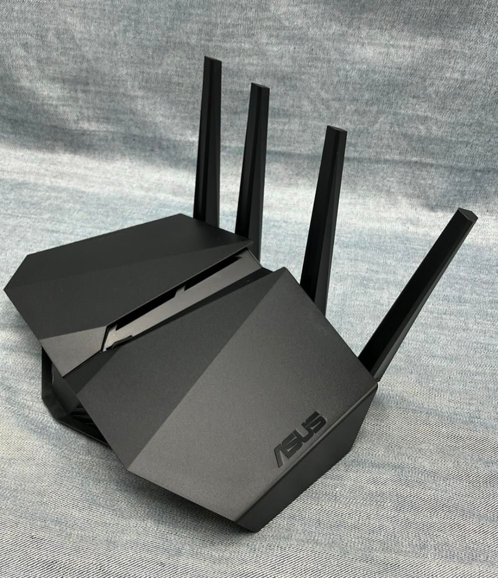 デュアルバンド対応AX5400無線LANルーター RT-AX82U ASUS