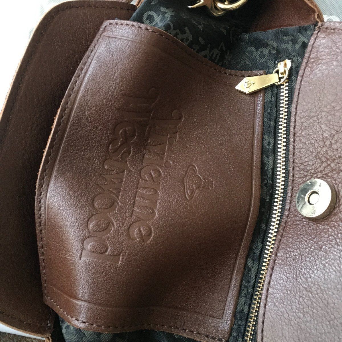 ✨極美品✨ Vivienne Westwood レザー 2wayバッグ オーブ 極美品Vivienne Westwood ショルダーバッグ 2wayオーブ柄