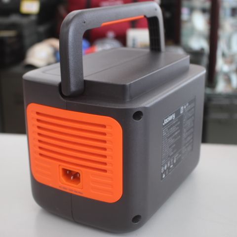 中古美品 ポータブル電源 Jackery Explorer 300plus 288Wh/300W