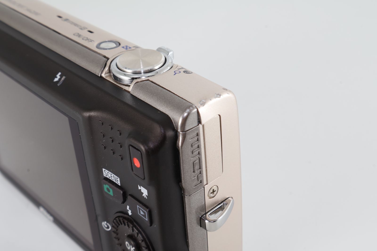 実用美品】NIKON ニコン COOLPIX S6200 シルバー コンパクトデジタル