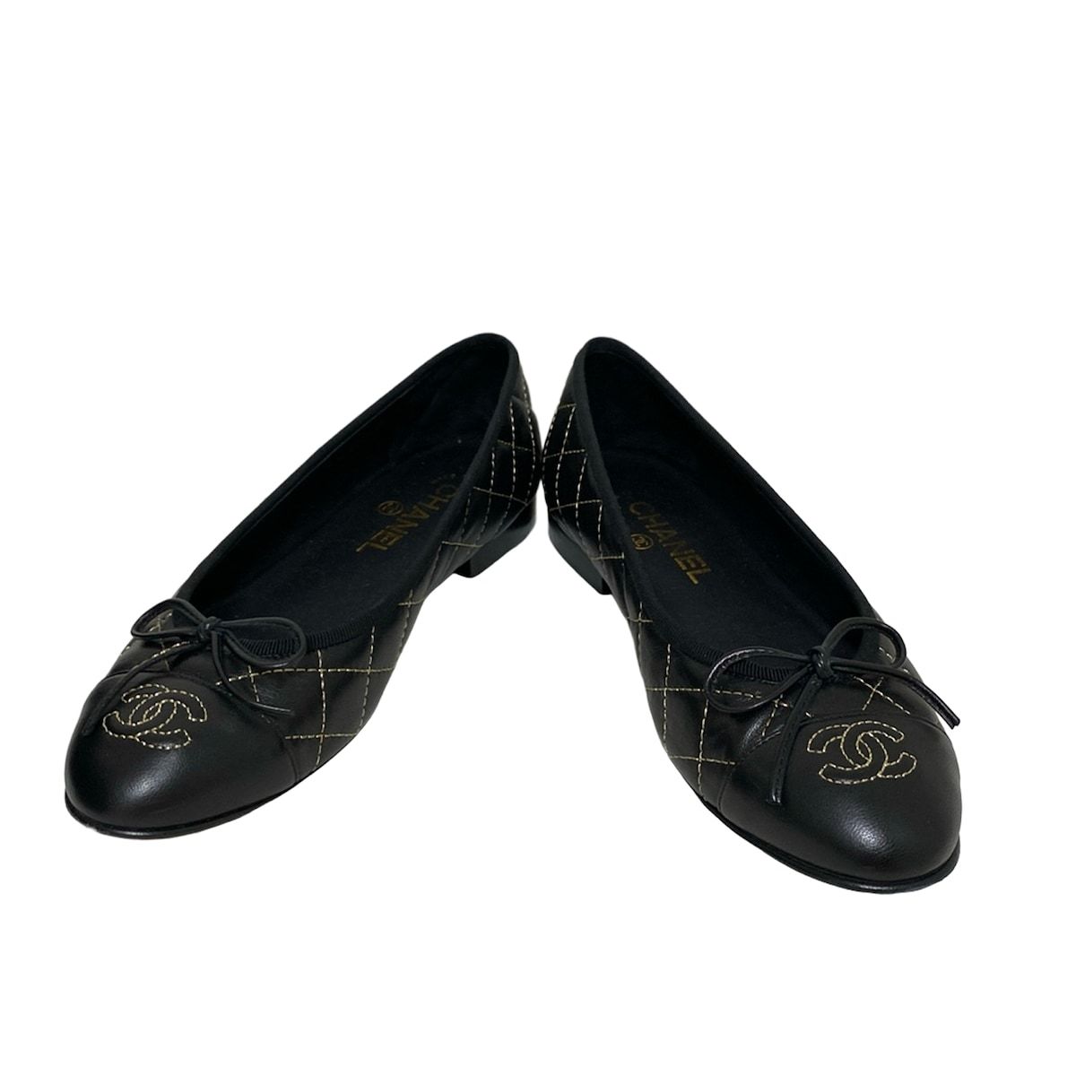 CHANEL ブラックフラットシューズ 38.5 CHANEL ブラック フラットシューズ 38