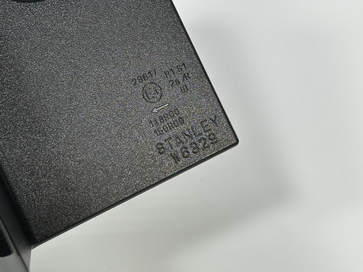 純正 左テールランプ