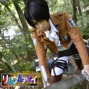 エレン?イェーガー ミカサ?アッカーマン