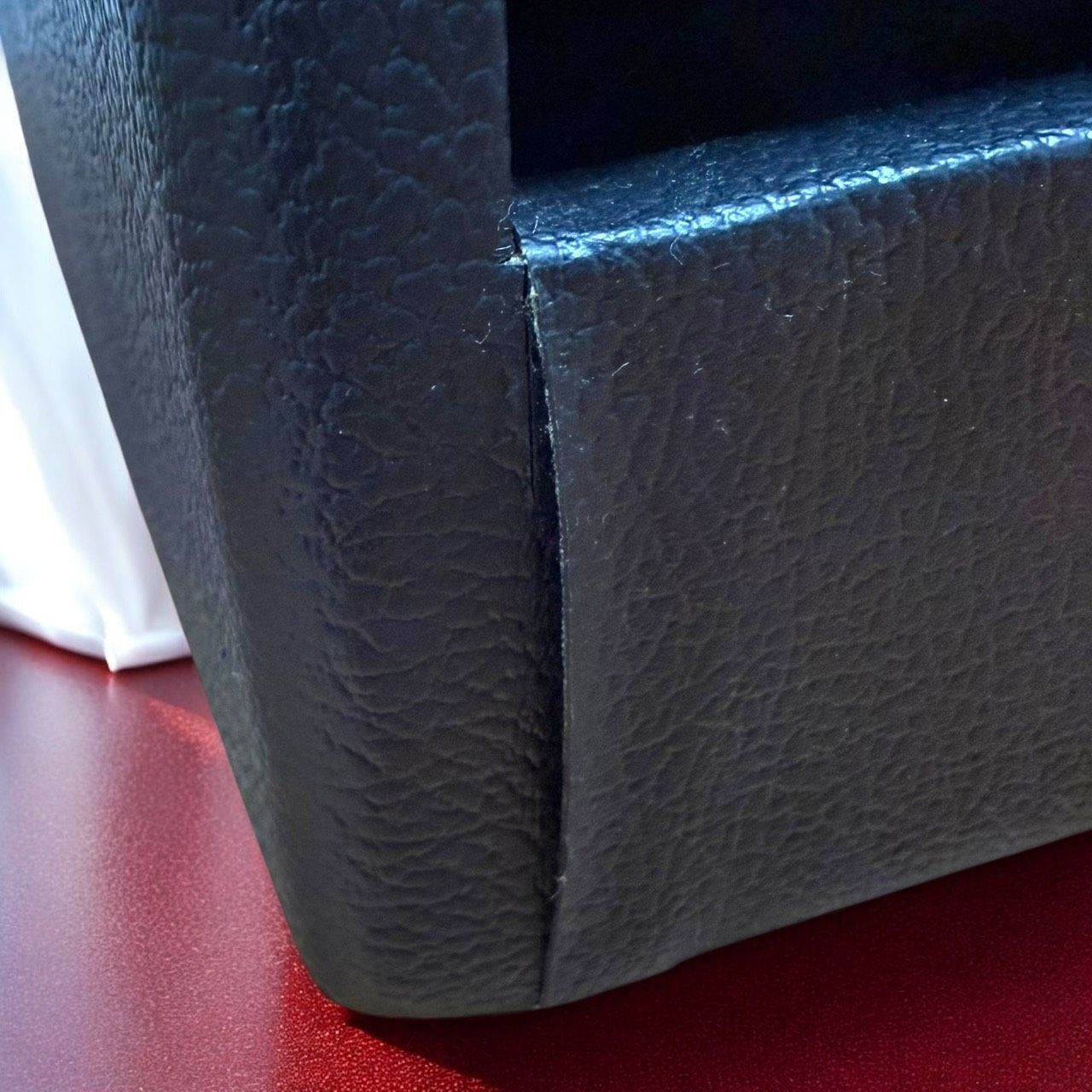 100V カバー付き