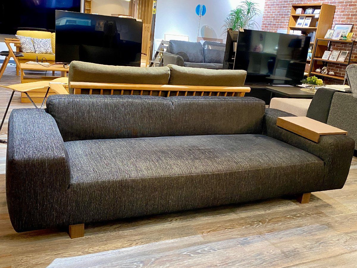 NOYES Decibel C4 ワイド3人掛け 両ひじソファ