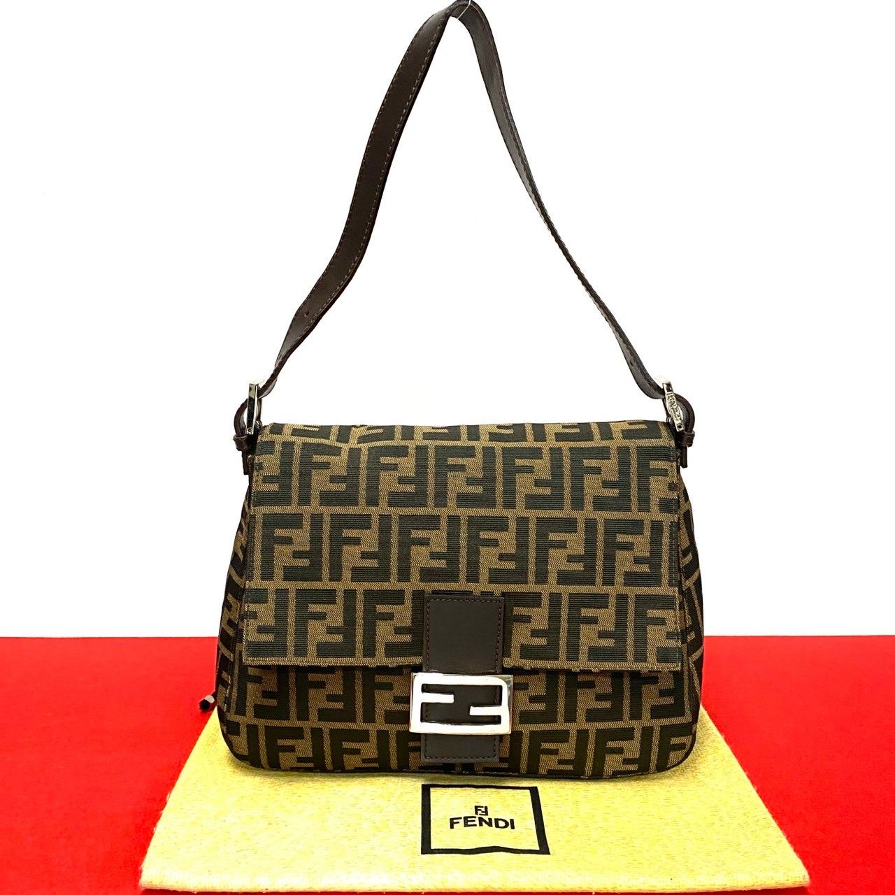 フェンディキャンバスバケット 極 美品 FENDI フェンディ マンマバケット ズッカ FF 柄