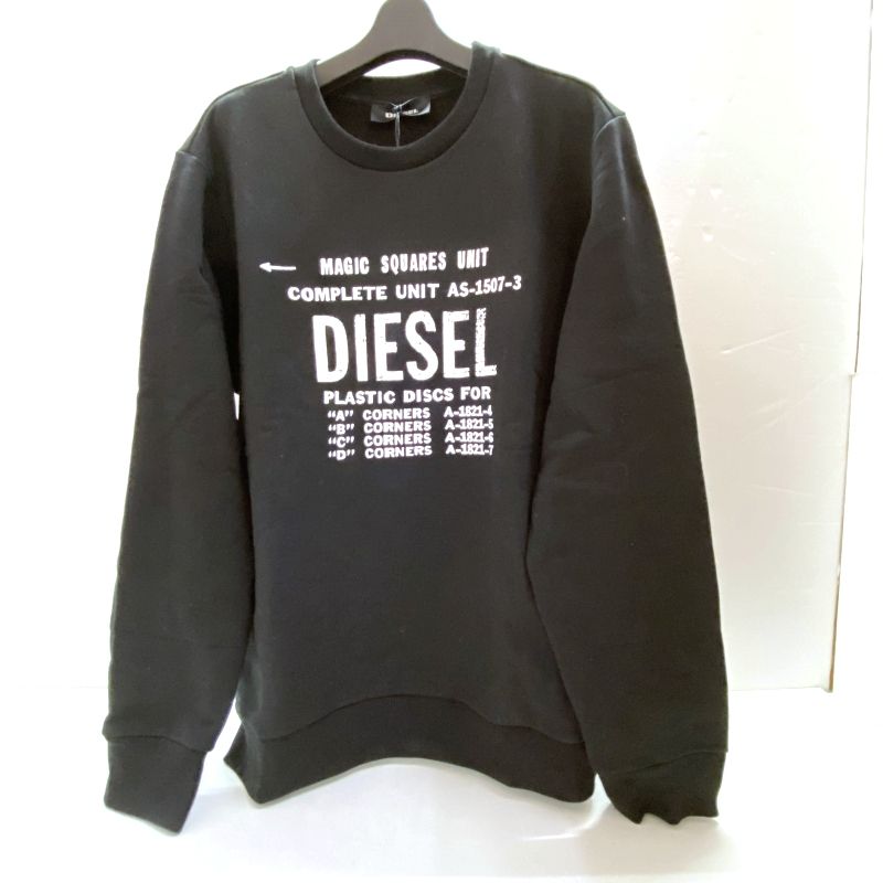 03w14834【タグ付き美品】DIESEL ディーゼル ロゴグラフィック