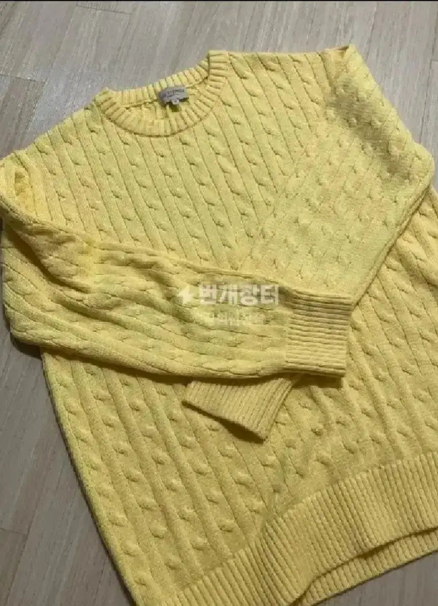 男性用ポスト 黄色 ケーブルニット (プレッツェルニット) 105 出品