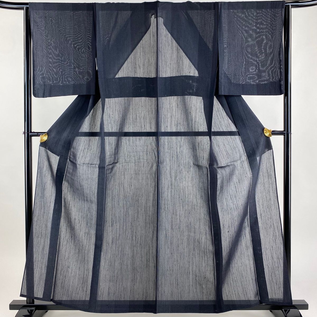 紬 身丈159cm 裄丈63.5cm S 薄物 夏紬 亀甲絣 縞 黒 正絹 秀品