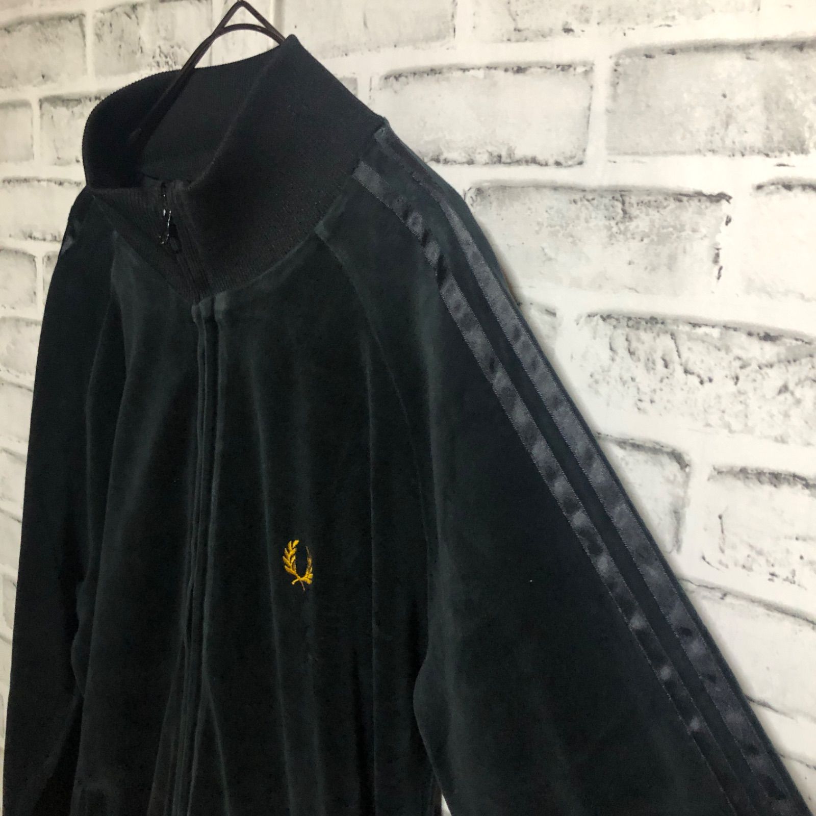 【FRED PERRY】刺繍トラックジャケット ジャージ 月桂樹 ブラック L 2471303182.jpg?1735955365